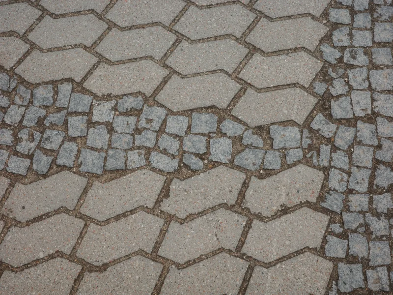 Warsaw, April 25
