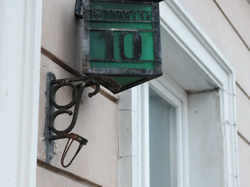 Warsaw, April 25